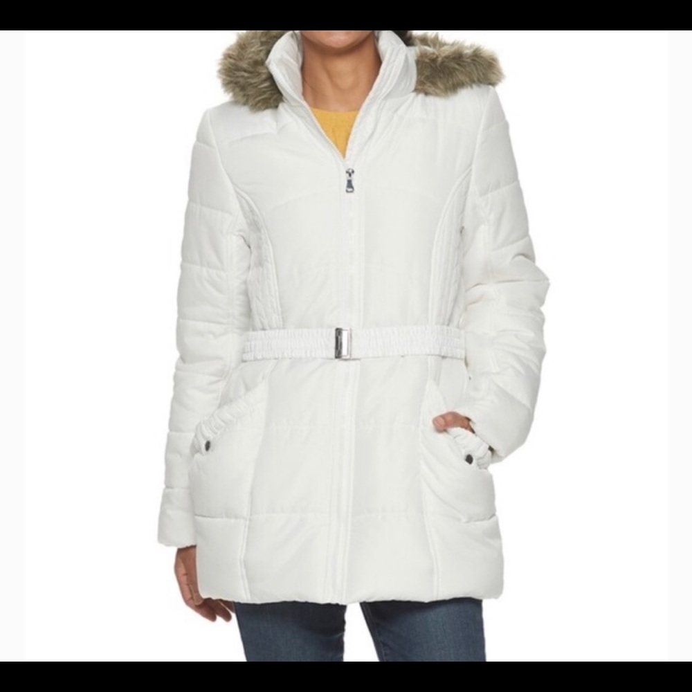 Larry Levine Women’s White Coat with Belt - NWT